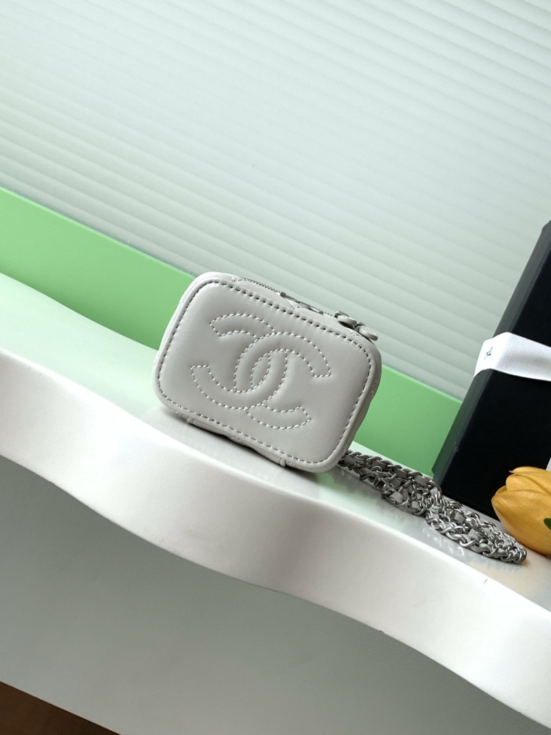 Ch**el cosmetic bags